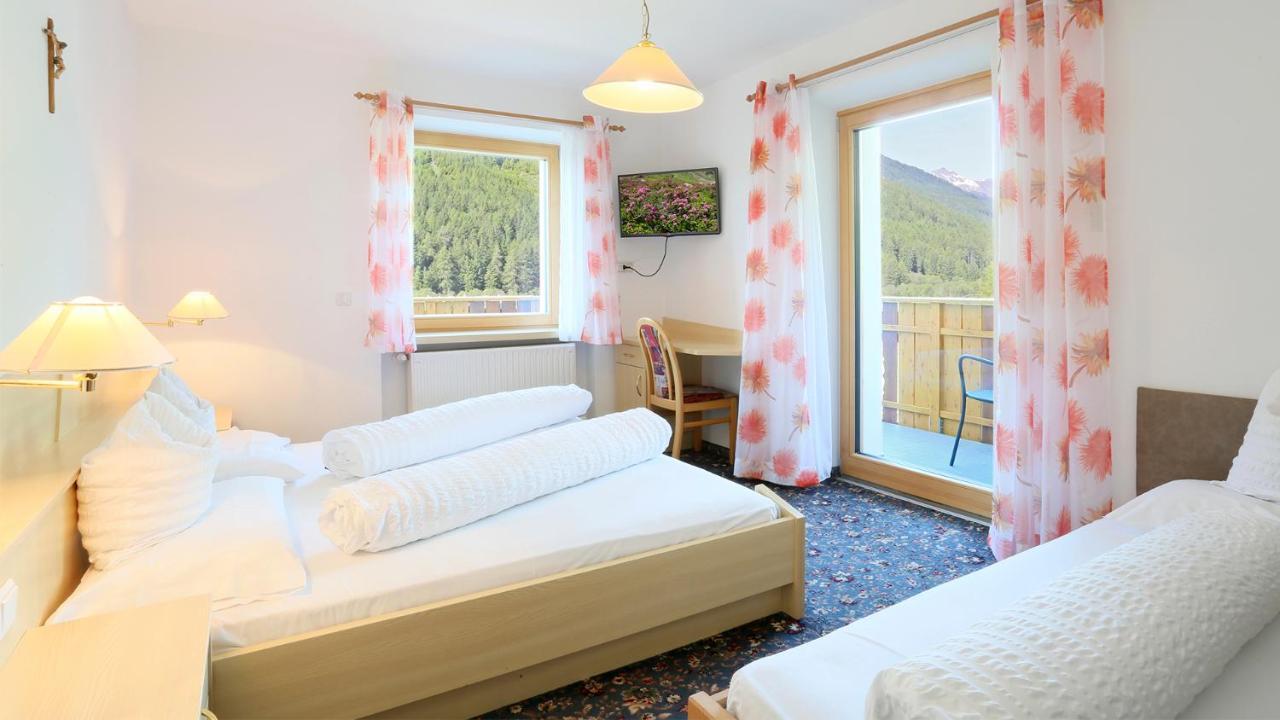 Pension Alpenhof B&B Colle Isarco Eksteriør bilde